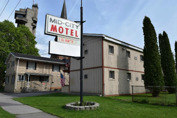 Mid-City Motel image 2